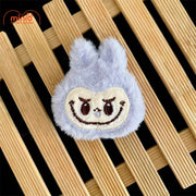 Ghim cài bông Labubu