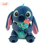 Stitch xanh ôm thỏ