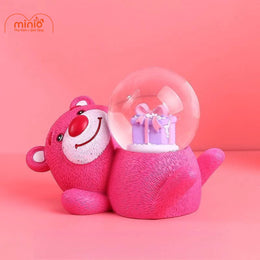 Quả cầu thủy tinh gấu dâu nằm