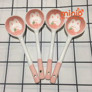 Muỗng sứ thỏ dâu