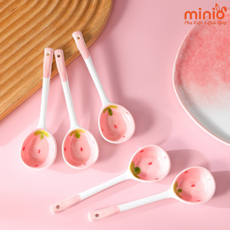 Muỗng sứ dâu tây