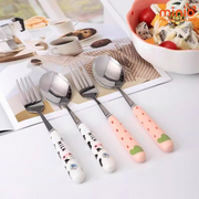 Nĩa inox bò sữa 18cm