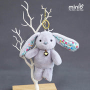 Móc khoá thỏ tai dài hoa nhí