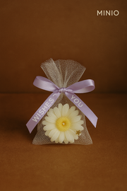 Nến thơm hoa cúc