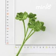 Cành lá cỏ 4 lá may mắn