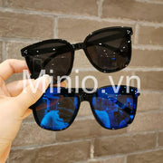 Kính mát mắt vuông