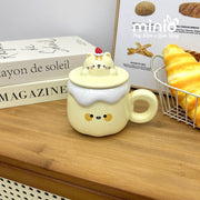 Ly cốc sứ hình chiếc bánh