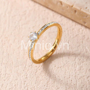 Nhẫn titan full đá 1 hạt lớn