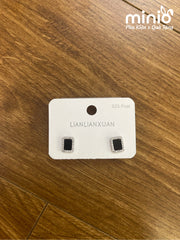 Bông tai xi 925 đá đen 034070