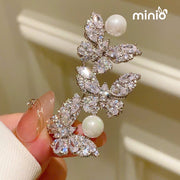 Cài áo 3 bướm đính đá 2 hạt ngọc 0890MH