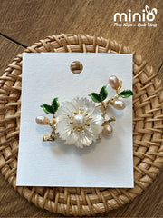 Cài áo cành mai ngọc