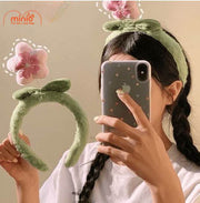 Cài tóc hoa đào hồng lò xo