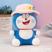 Doraemon đội mũ nhỡ
