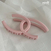 Kẹp càng cua Chanel