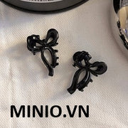 Kẹp càng cua nhí nơ