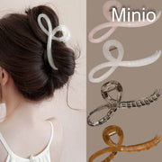 Kẹp càng cua nơ trong