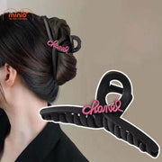 Kẹp càng cua chanel
