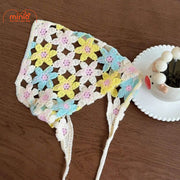 Khăn bandana hoa móc len