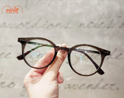 Kính giả cận gọng thiên thần