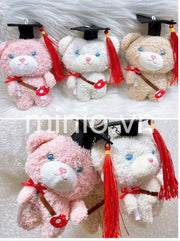 Móc khoá gấu khăn kẻ cử nhân