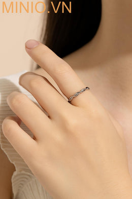 Nhẫn titan trơn xoắn 020MH