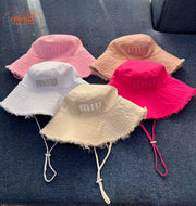 Nón jean thô tua rua có quai