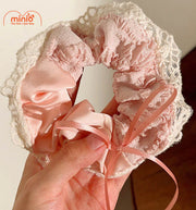 Scrunchies hồng nhún viền ren 022