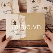 Thiệp vintage gắn charm vuông
