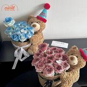 Gấu Teddy đội nón sinh nhật ôm hoa