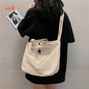 Túi đeo chéo M116 thêu gấu