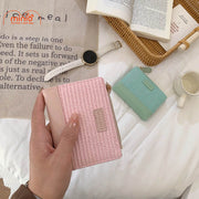 Ví cầm tay Mo Mo Dog