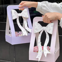 Hộp quà quai xách nơ