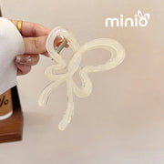 Kẹp càng cua bướm trong