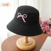 Nón cụp thêu nơ M320 có dây TBL