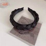 Cài tóc thắt bím lụa đen