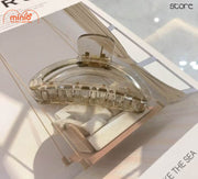 Kẹp càng cua bán nguyệt trong