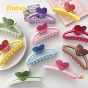 Kẹp tóc trái tim nhiều màu