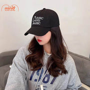 Nón kết thêu nổi