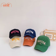 Nón kết thêu nổi