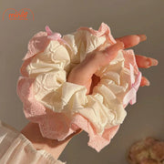 Scrunchies vải nơ hồng bèo tim
