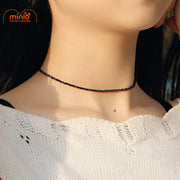 Vòng cổ đá đen