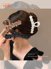 Kẹp càng cua hoa nhựa