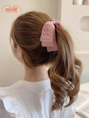 Kẹp vải phối ren