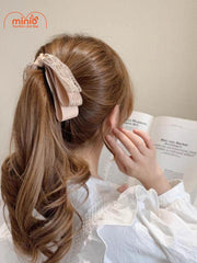 Kẹp vải phối ren