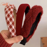 Cài tóc mấn đỏ DQ