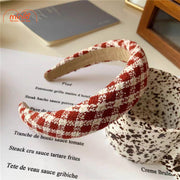 Cài tóc mấn đỏ DQ