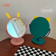 Gương để bàn tai mèo