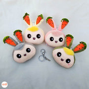 Móc khoá bông bé tai thỏ cà rốt