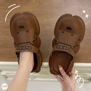 Dép sục gấu chữ StRiVe