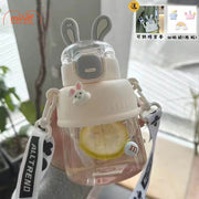 Bình nước nhựa tai thỏ